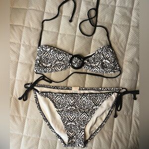 Chic Black and White Patterned Bikini